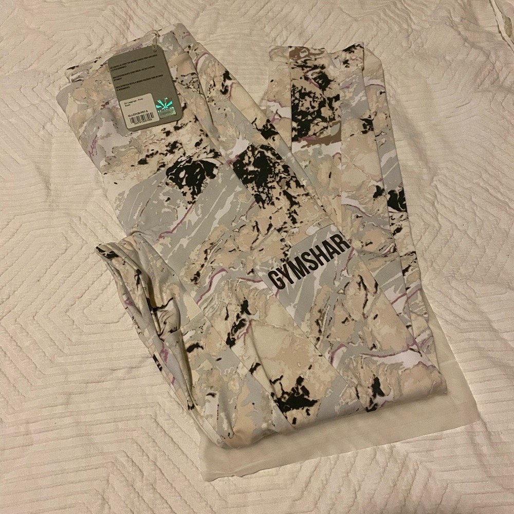 NWT Gymshark Ori Small